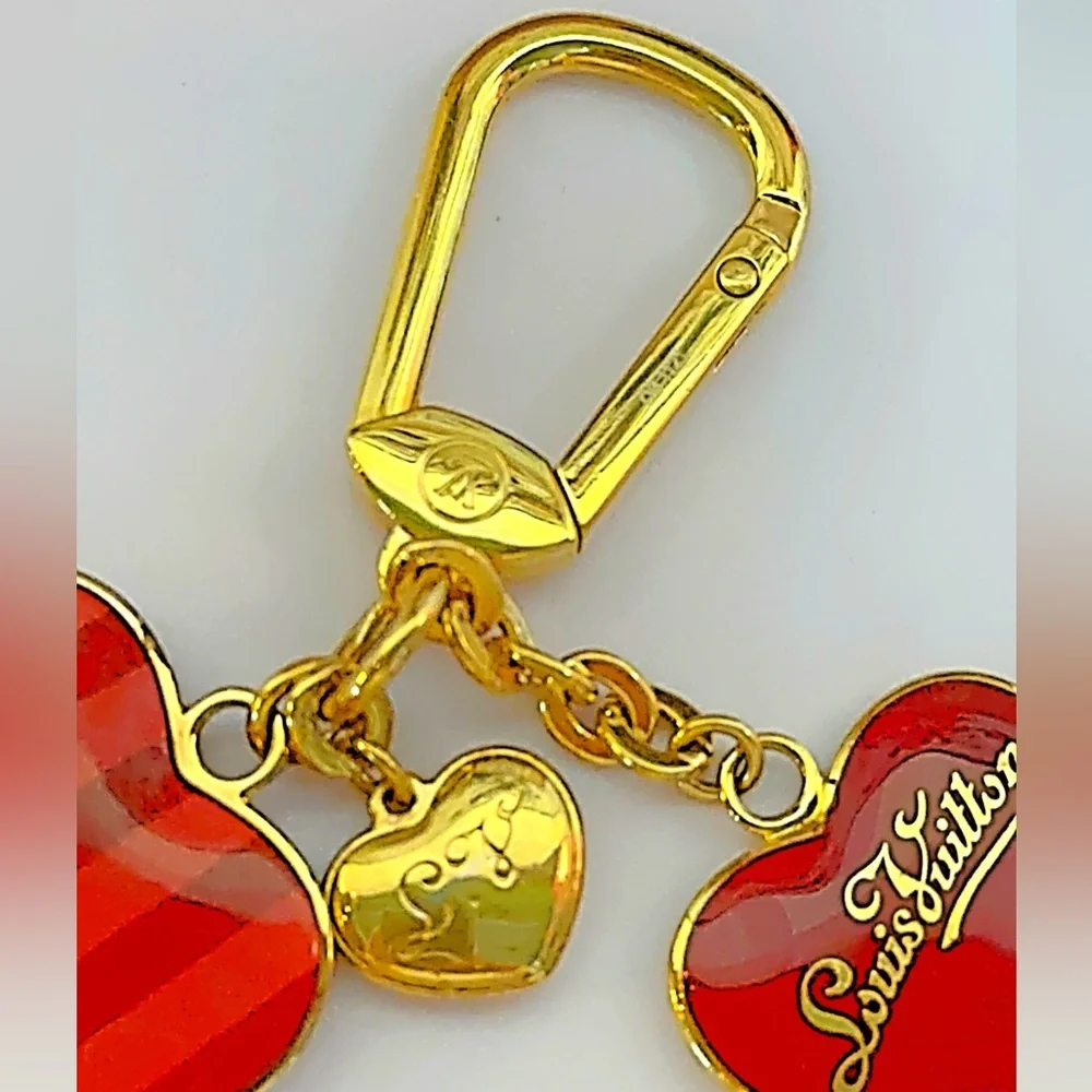 Louis Vuitton Porte Cles Coeur Rayeur Key Ring Bag Charm - Picture 4 of 10